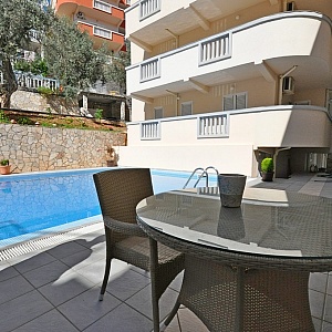 Апартамент в Петровце с бассейном